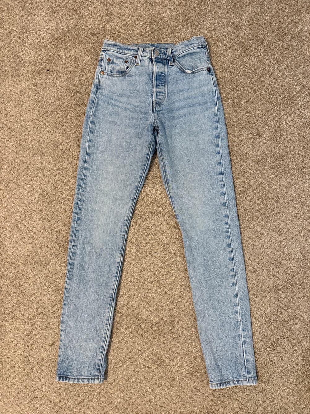 Levi’s Womens Sz 24x30 501 Skinny Jeans in “Tango Light” Wash Hi Rise Button Fly